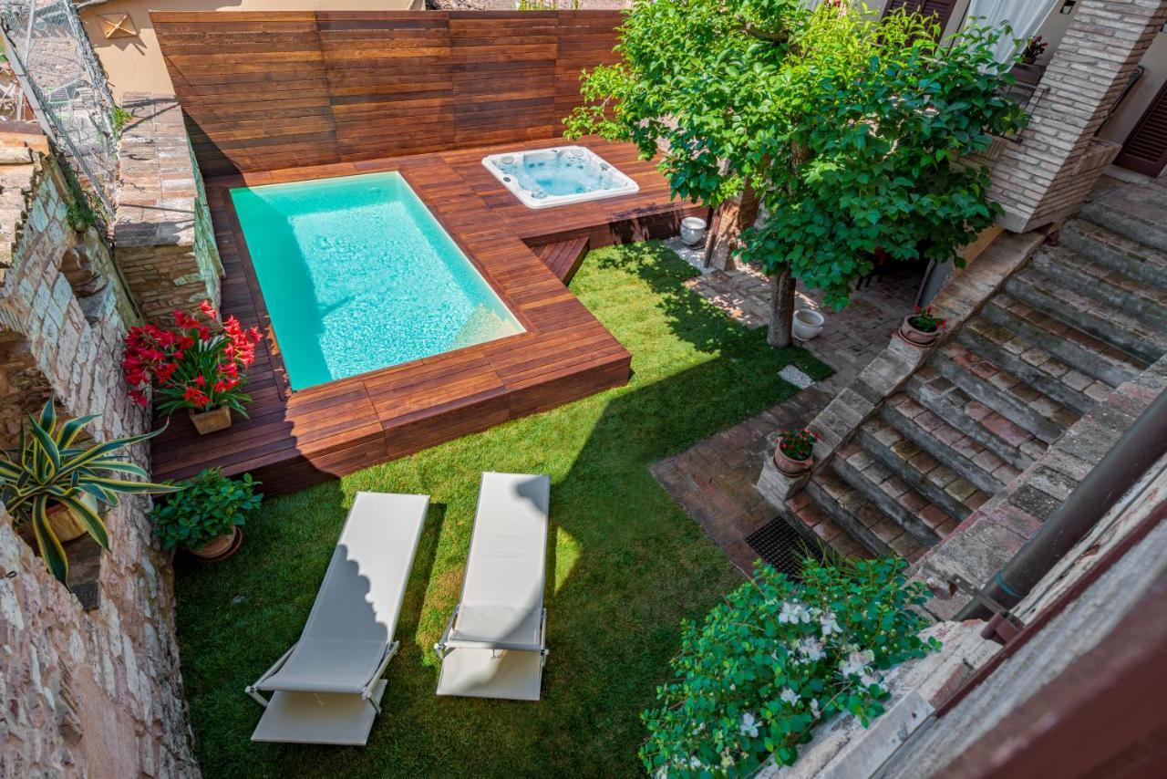 Villa Elisa Спелло Экстерьер фото