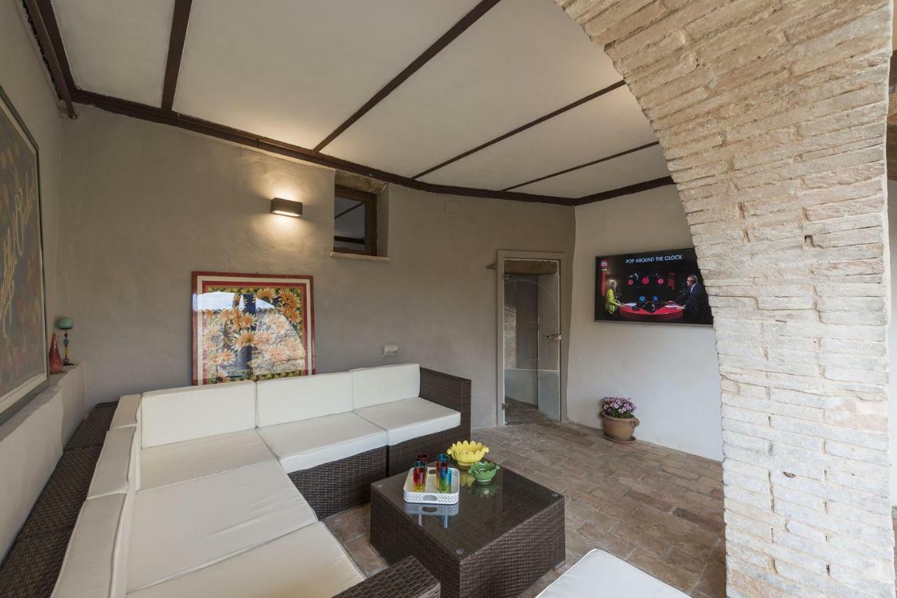 Villa Elisa Спелло Экстерьер фото